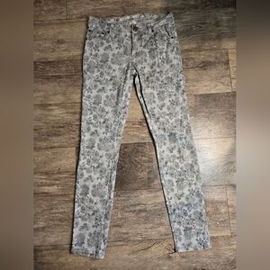 Mossimo Supply Company Size 7 Skinny Floral Jeans
